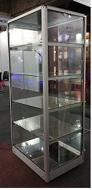 LARGE SHOWCASE